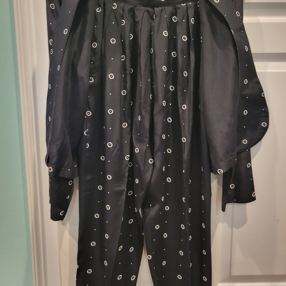 VINTAGE NAVY AND WHITE CROP JACKET AND PLEATED PANTS SET - Picture 4 of 12